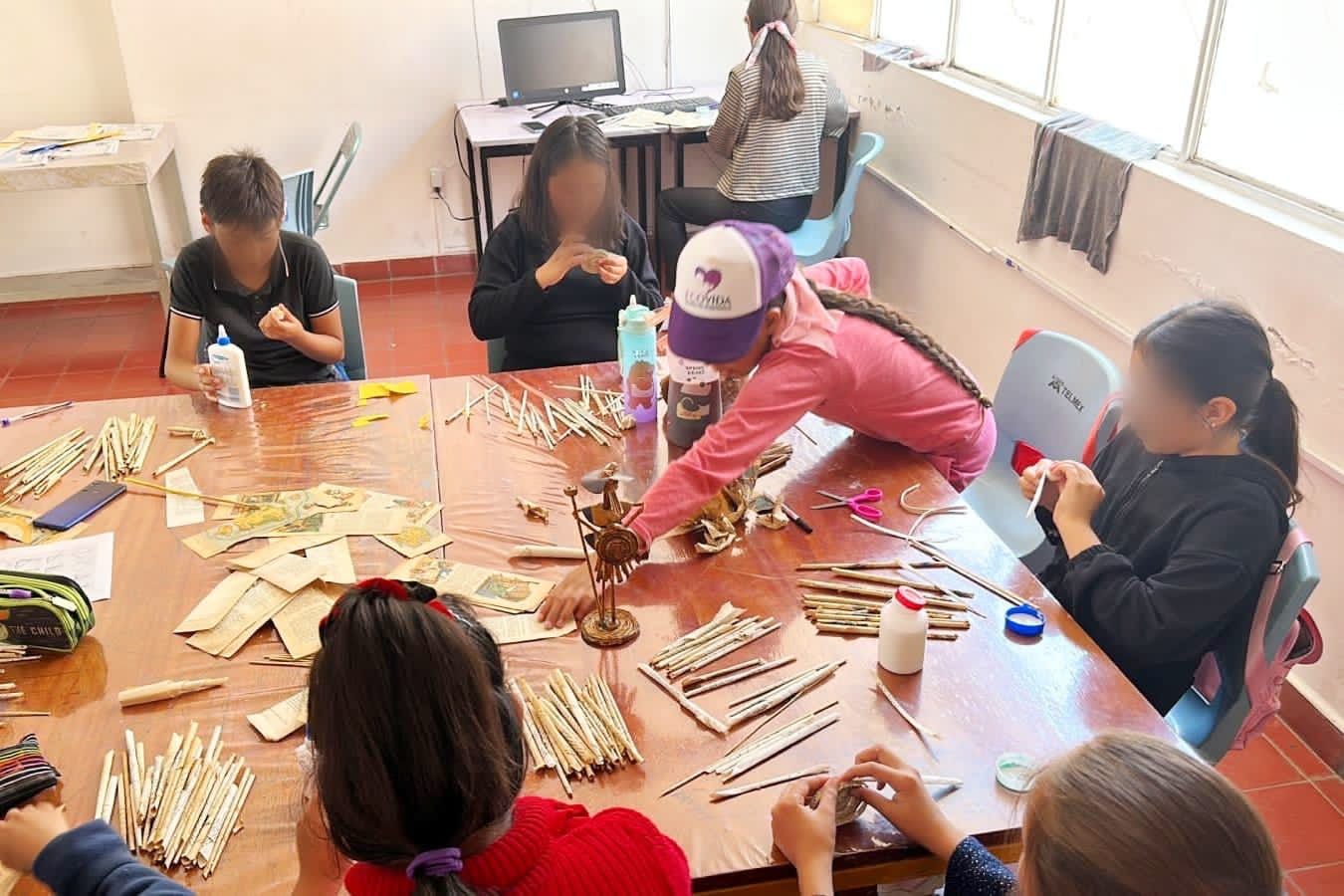 Niñas y niños de Huamantla participan en el curso de verano 'Mis vacaciones en la biblioteca'